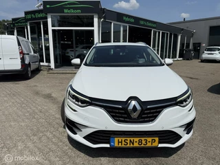 Renault Megane E-Tech Renault Megane Estate 1.6 E-Tech Plug-In Hybrid 160 Intens - afbeelding nr 3