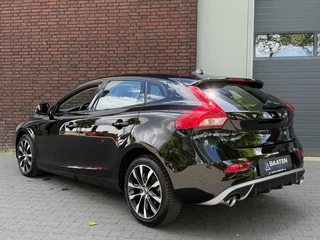 Volvo V40 Volvo V40 2.0 T2 |R-design Dif|Polestar|Digitaal|LED|Navi|Cruise - afbeelding nr 8