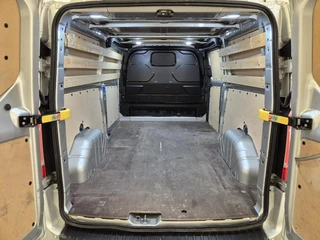 Ford Transit Custom Ford Transit Custom 131pk L2H1 Trend Trekhaak Camera Cruise control Airco Parkeersensoren 3-Zits Euro6 - afbeelding nr 7