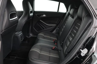 Mercedes-Benz CLA Mercedes-Benz CLA-klasse Shooting Brake 180 Business Solution | Stoelverwarming |  Full LED | Half leder | Sportstoelen | Camera | Trekhaak | Navigatie | Park Assist | Cruise control | Airco | Bluetooth - afbeelding nr 8