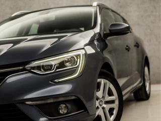 Renault Mégane Estate Renault Mégane Estate 1.2 TCe Sport (APPLE CARPLAY, NAVIGATIE, VIRTUAL COCKPIT, CLIMATE, CRUISE, SPORTSTOELEN, ELEK PAKKET, NIEUWE APK, NIEUWSTAAT) - afbeelding nr 15