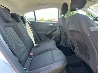 Ford Focus Ford Focus 1.0 EcoBoost Hybrid Titanium Vignale LED CarPlay Navi Cruise - afbeelding nr 17
