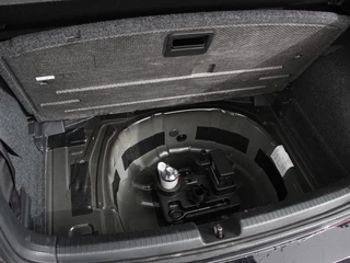 Volkswagen Polo Volkswagen Polo 1.0 TSI 110pk Highline Navigatie Apple Carplay/Android Auto Parkeersensoren Stoelverwarming Ledverlichting Getinte ramen Climate Control - afbeelding nr 32