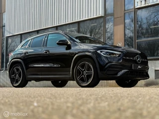 Mercedes-Benz GLA Mercedes GLA-klasse GLA200 AMG Line | Pano | Memory | Carbon - afbeelding nr 12