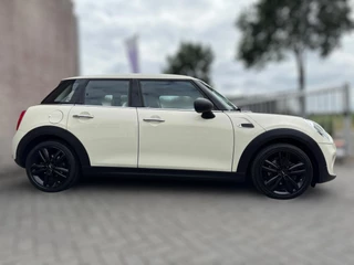 MINI One Mini 1.5 One First PARKEERSENSOREN / LMV / STOELVERWARMING / AIRCO - afbeelding nr 6