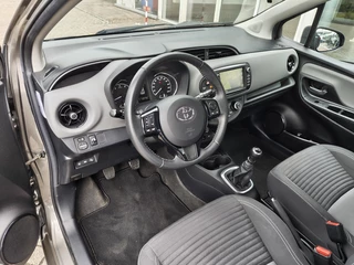 Toyota Yaris Toyota Yaris 1.5 VVT-i Active | Navi | Cruise Control | Achteruitrijcamera - afbeelding nr 25
