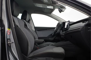 Škoda Octavia ŠKODA Octavia Combi 1.5 TSI MHEV Business Edition > Adapt. cruise/Winter-pakket/sfeerverlichting/Graphite Grey... - afbeelding nr 8