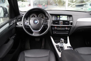 BMW X3 ➡️ BMW X3 xDrive28i F25 High Executive X-Line | 245 pk | Camera | Head-up | 19 inch | Dakraam | Harman-kardon | Navi | Sportstuur | Xenon | PDC | Leer | - afbeelding nr 6