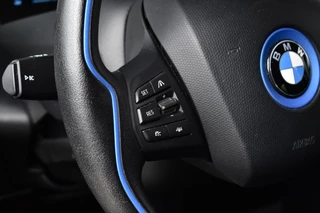 BMW i3 | Active Cruisecontrol | LED Light | Stoelverwarming | Driving Assistant Plus | - afbeelding nr 9