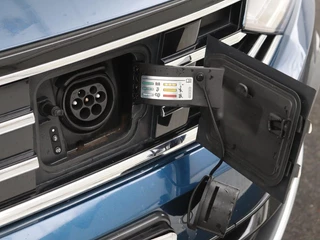 Volkswagen Passat Volkswagen Passat 1.4 TSI PHEV GTE | Panoramadak | Stoelverwarming |  Trekhaak | Side Assist | Camera | Carplay | Adaptive cruise | Park Assist | Matrix LED | Massage - afbeelding nr 31