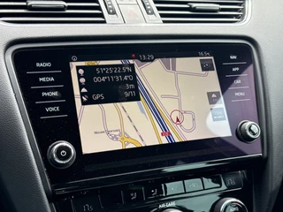 Škoda Octavia Škoda Octavia Combi 1.0 TSI Ambition Business | NL-auto | Navi | Carplay | Clima | PDC | BTW - afbeelding nr 22