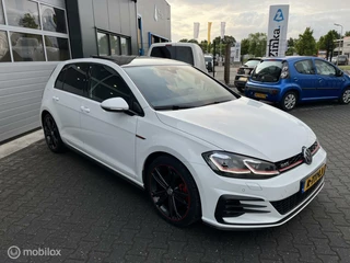 Volkswagen Golf Volkswagen Golf 7.5 2.0 TSI GTI DSG Automaat / Pano / ACC - afbeelding nr 5