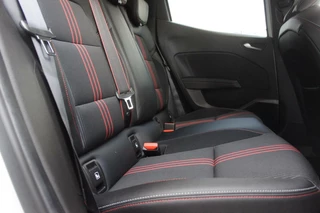 Renault Clio Renault Clio 1.0 TCe 90 Techno CarPlay|Camera|Cruise|Navi| - afbeelding nr 19