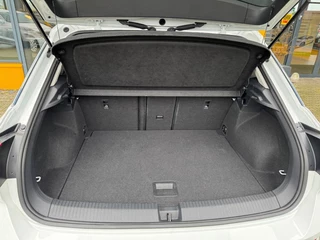 Volkswagen T-Roc Volkswagen T-Roc 1.0 TSI Life Business - Navi/Apple-Android - afbeelding nr 27