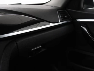 BMW 4 Serie BMW 4-serie Gran Coupé 420i Sport Line | Stoelverwarming | Full LED | Sportstoelen | Bluetooth | Climate control | Parkeerhulp | Cruise control - afbeelding nr 21