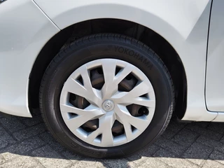 Toyota Yaris Toyota Yaris 1.5 Hybrid Active | Cruise Control | Achteruitrijcamera | El. Cl - afbeelding nr 33