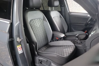 Volkswagen Tiguan Volkswagen Tiguan 1.5 TSI R-Line | Geen import | Black Style | Schuifdak | Digitaa - afbeelding nr 9