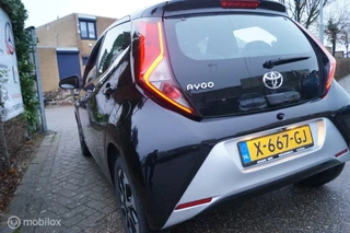 Toyota Aygo Toyota Aygo 1.0 VVT-i x-joy met veel opties - afbeelding nr 6