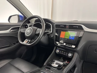 MG ZS-EV (INCL-BTW) *PANO | FULL-LEATHER | CCS-FASTLOADER | KEYLESS | NAVI-FULLMAP | ADAPTIVE-CRUISE | CAMERA | HEATED-SEATS | CARPLAY | LANE-ASSIST | SPORT-SEATS | 17