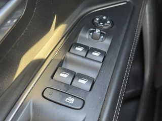 Peugeot 5008 Peugeot 5008 1.2 PureTech Allure 7 Persoons,Automaat,Trekhaak,Pano,Navi,Stoelverwarming,Clima,Cruise,131pk,Halfleder,Pdc V+A,Lmv 18'',Apk tot 10-2025 - afbeelding nr 27