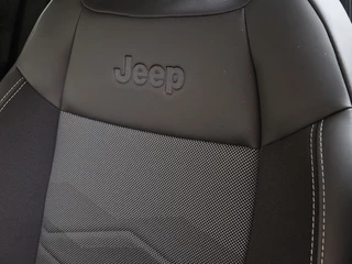 Jeep Avenger Jeep Avenger 1.2 Altitude: Te stoer om over het hoofd te zien - afbeelding nr 34