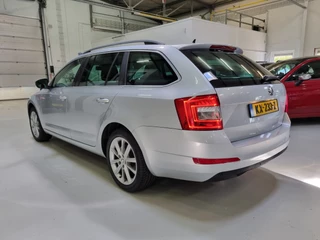 Škoda Octavia Škoda Octavia Combi 1.2 TSI Greentech Elegance Businessline ✅7-TRAPS DSG ✅COMPLETE AUTO!! - afbeelding nr 15