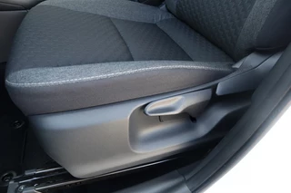 Toyota Yaris Cross Toyota Yaris Cross 1.5 Hybrid 115 First Edition + Comfort Pack - afbeelding nr 26