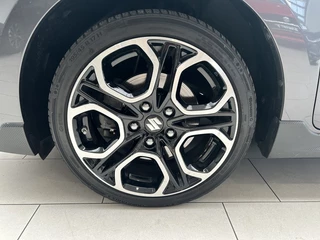 Suzuki Swift Suzuki Swift 1.4 Sport Smart Hybrid [ ADAPTIEVE CRUIS I CLIMA I CAMERA & STOE - afbeelding nr 17