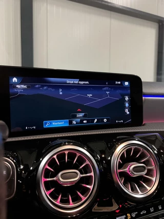 Mercedes-Benz A-Klasse Mercedes A-klasse 250 e AMG Premium Plus Pano Sfeer Carplay - afbeelding nr 41