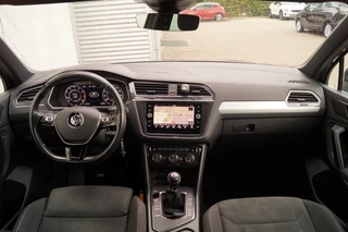 Volkswagen Tiguan Volkswagen Tiguan 1.4 TSI 150pk R-Line Business -PANO-LED-ECC-NAVI-PDC- - afbeelding nr 8