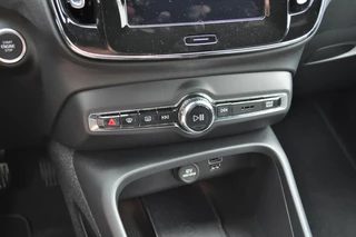 Volvo XC40 Volvo XC40 1.5 T4 Core Bright | Camera | Trekhaak | Keyless - afbeelding nr 19