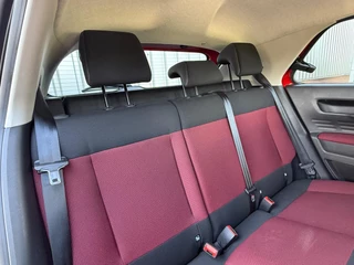 Citroën C4 Cactus Citroen C4 Cactus 1.2 e-THP PureTech 110pk Shine - Rouge Aden - Camera/Cruise/Clima - afbeelding nr 11