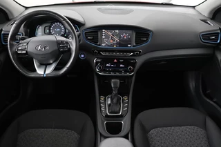 Hyundai IONIQ Hyundai IONIQ 1.6 GDI PHEV | Stoel & stuurverwarming |  Adaptive cruise | Full LED | Camera | Carplay | Navigatie | Keyless | Climate control - afbeelding nr 8