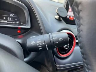 Mazda 2 Mazda 2 1.5 Skyact-G Luxury | Carplay | Stoel+stuurverwarming | PDC - afbeelding nr 14