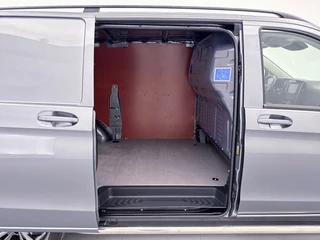Mercedes-Benz Vito Mercedes-Benz Vito 114 CDI Lang 9g Automaat Led koplampen Navigatie Climate control Parkeerpakket - afbeelding nr 15