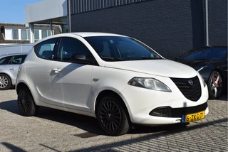 Lancia Ypsilon - afbeelding nr 6