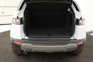 Land Rover Range Rover Evoque Land Rover Range Rover Evoque 2.2 eD4 Pure | Panoramadak | Meridian | Leder | Stoelverwarming | Navigatie | Xenon | PDC | Climate control | Cruise control - afbeelding nr 24