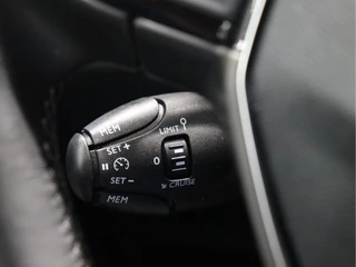 Peugeot 3008 [TREKHAAK, SCHUIFDAK, APPLE CARPLAY, ANDROID AUTO, CAMERA, ELEK. KOFFERKLEP, NIEUWSTAAT] - afbeelding nr 19