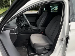 SEAT Leon SEAT Leon Sportstourer 1.0 eTSI DSG STYLE CAMERA | KEYLESS | STUUR VERW. - afbeelding nr 16