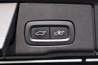 Volvo XC60 Volvo XC60 2.0 B4 AWD INSCRIPTION / ADAP. CRUISE / P.DAK / 360 CAM./ H&K AUDIO - afbeelding nr 14