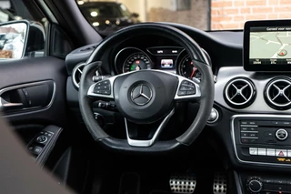 Mercedes-Benz GLA Mercedes GLA-klasse 200 AMG Pano / Camera / Peak Edition - afbeelding nr 13