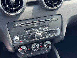 Audi A1 Audi A1 1.0 TFSI Design Airco Stoel verwarmd Trekhaak Leder Navi Tel Autom licht - afbeelding nr 16
