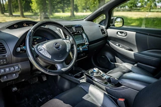 Nissan Leaf Nissan LEAF Tekna 30 kWh | Nap | Vol opties | Camera | Leer - afbeelding nr 9