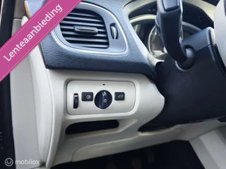 Volvo V40 Volvo V40 2.0 T2 / Dealer onderhouden / Zeer Netjes ! - afbeelding nr 22