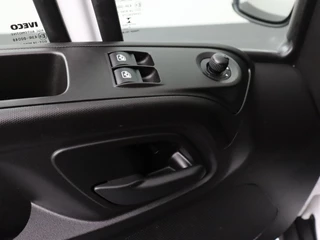 Iveco Daily | Airco | 3-Persoons | 750Kg Laadklep - afbeelding nr 9