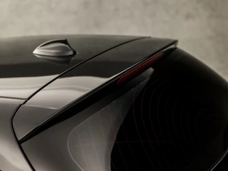BMW 1 Serie Automaat (NAVIGATIE, CLIMATE, M SPORT STUUR, GETINT GLAS, SPORTSTOELEN, PARKEERSENSOREN, CRUISE, LED KOPLAMPEN, TREKHAAK, NIEUWE APK, NIEUWSTAAT) - afbeelding nr 28