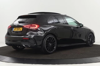 Mercedes-Benz A-Klasse Mercedes-Benz A-klasse 200 AMG | Panoramadak | Carplay |  Stoelverwarming | Keyless | Leder/Alcantara | Camera | Sfeerverlichting | Widescreen | Full LED - afbeelding nr 32