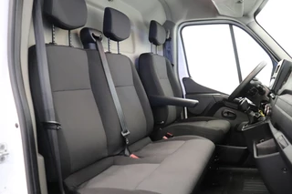 Renault Master - Airco - Cruise - Trekhaak - € 17.900,- Excl. - afbeelding nr 4