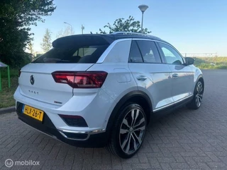 Volkswagen T-Roc Volkswagen T-Roc 2.0 TSI 4Motion Sport Carplay! - afbeelding nr 5