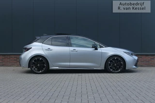 Toyota Corolla Toyota Corolla 2.0 Hybrid GR-Sport Plus I Panoramadak I JBL I NL-auto - afbeelding nr 15